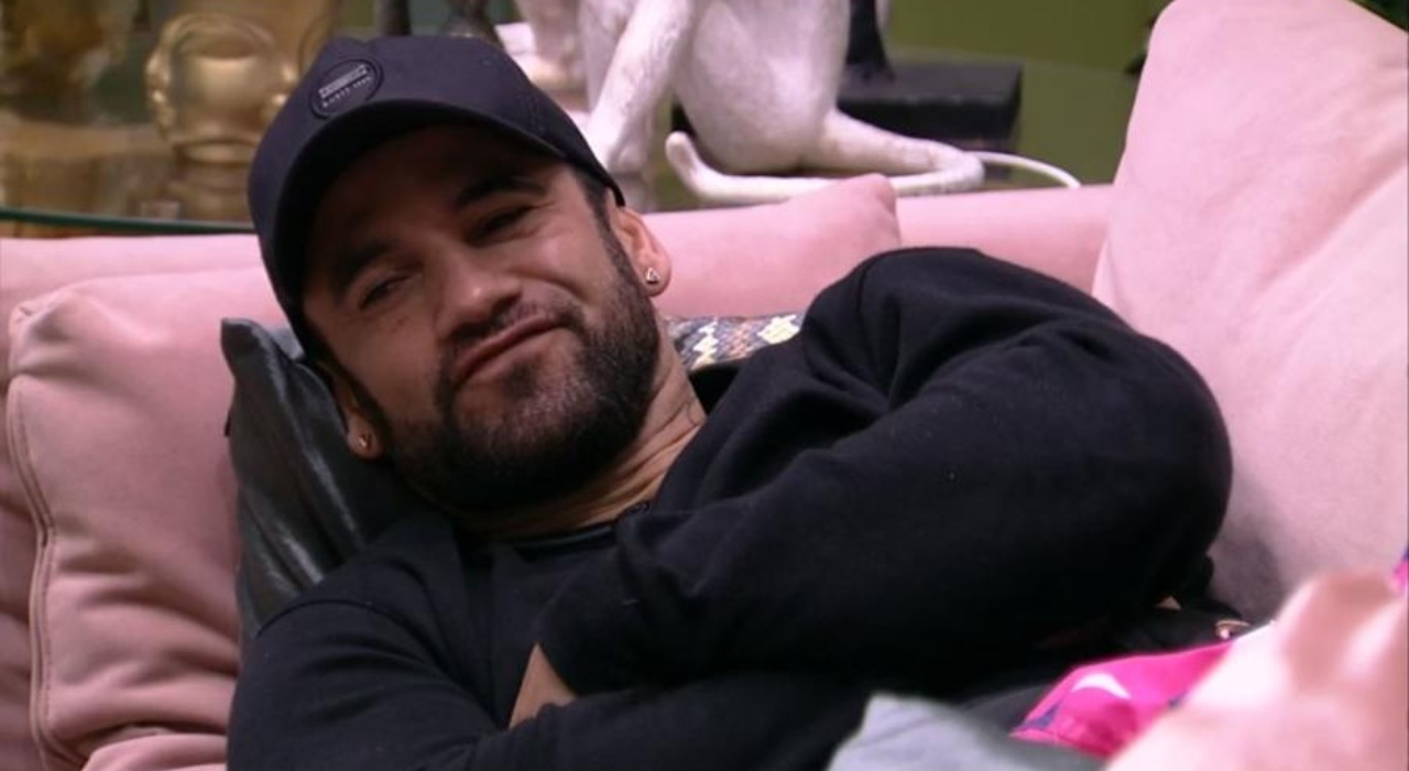 BBB20: Hadson reclama de exclusão com Marcela: “Isso é racismo”