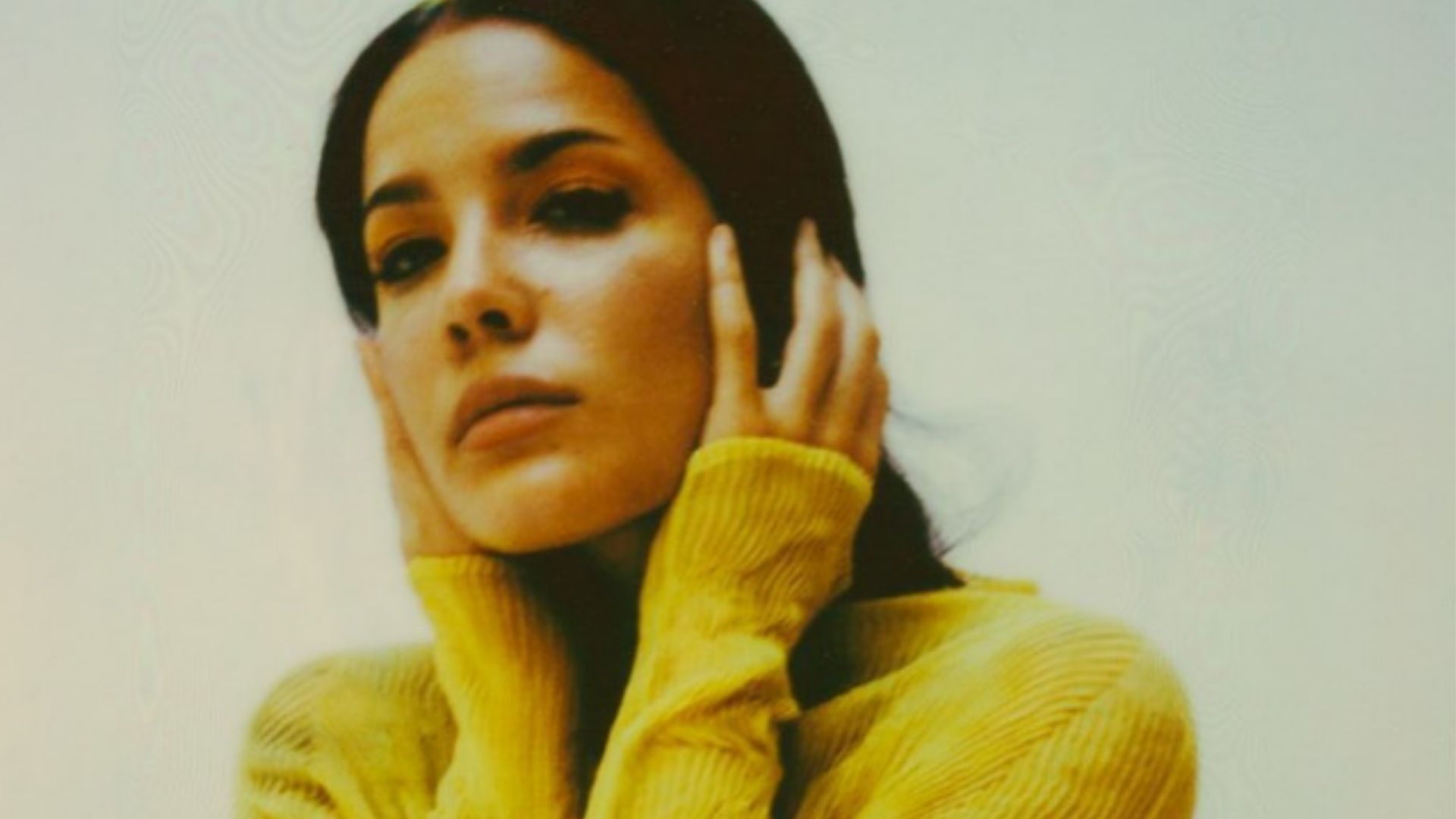 Halsey diz ter medo da cultura do cancelamento: “Você realmente pode perder tudo”