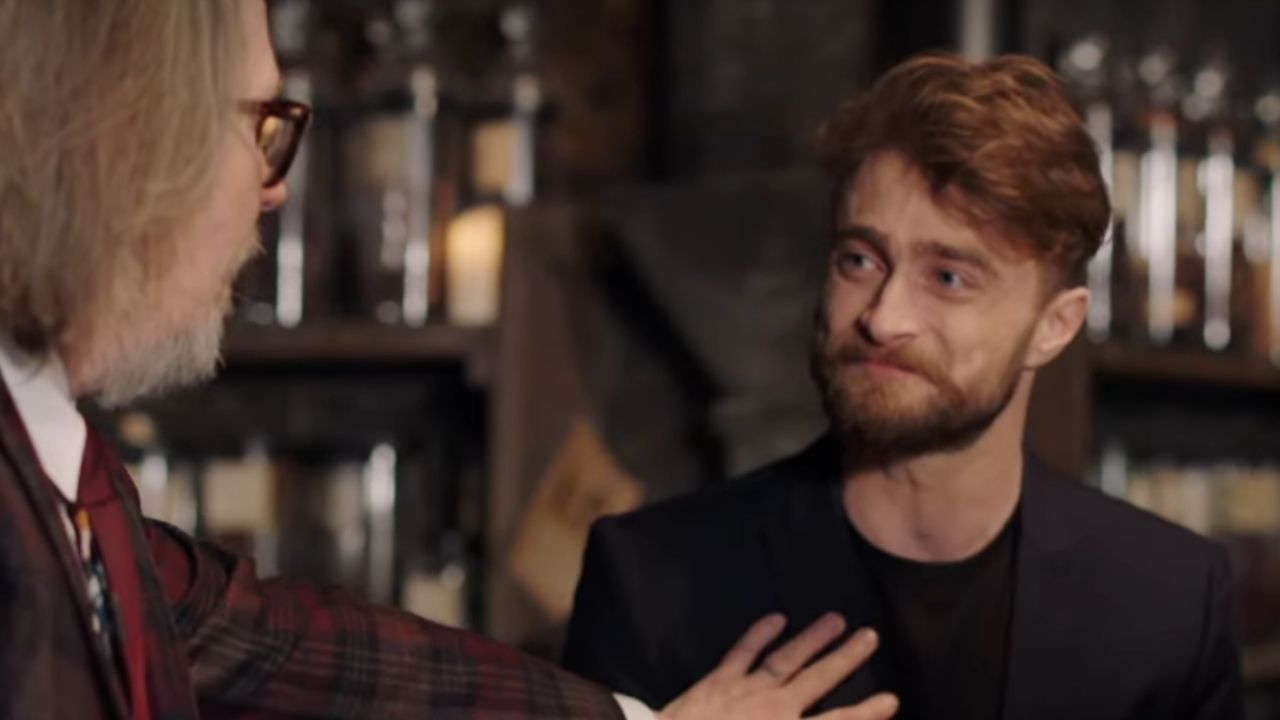 Elenco retorna ao set de filmagens no trailer de “Harry Potter: De Volta a Hogwarts”