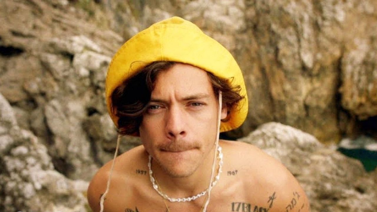 Harry Styles vem para o Brasil ainda em 2022 - Cinebuzz