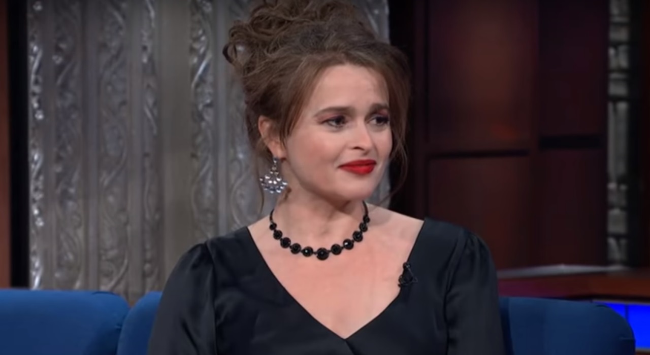 Helena Bonham Carter diz que não entendeu uma palavra de Rihanna nas filmagens de Oito Mulheres e Um Segredo