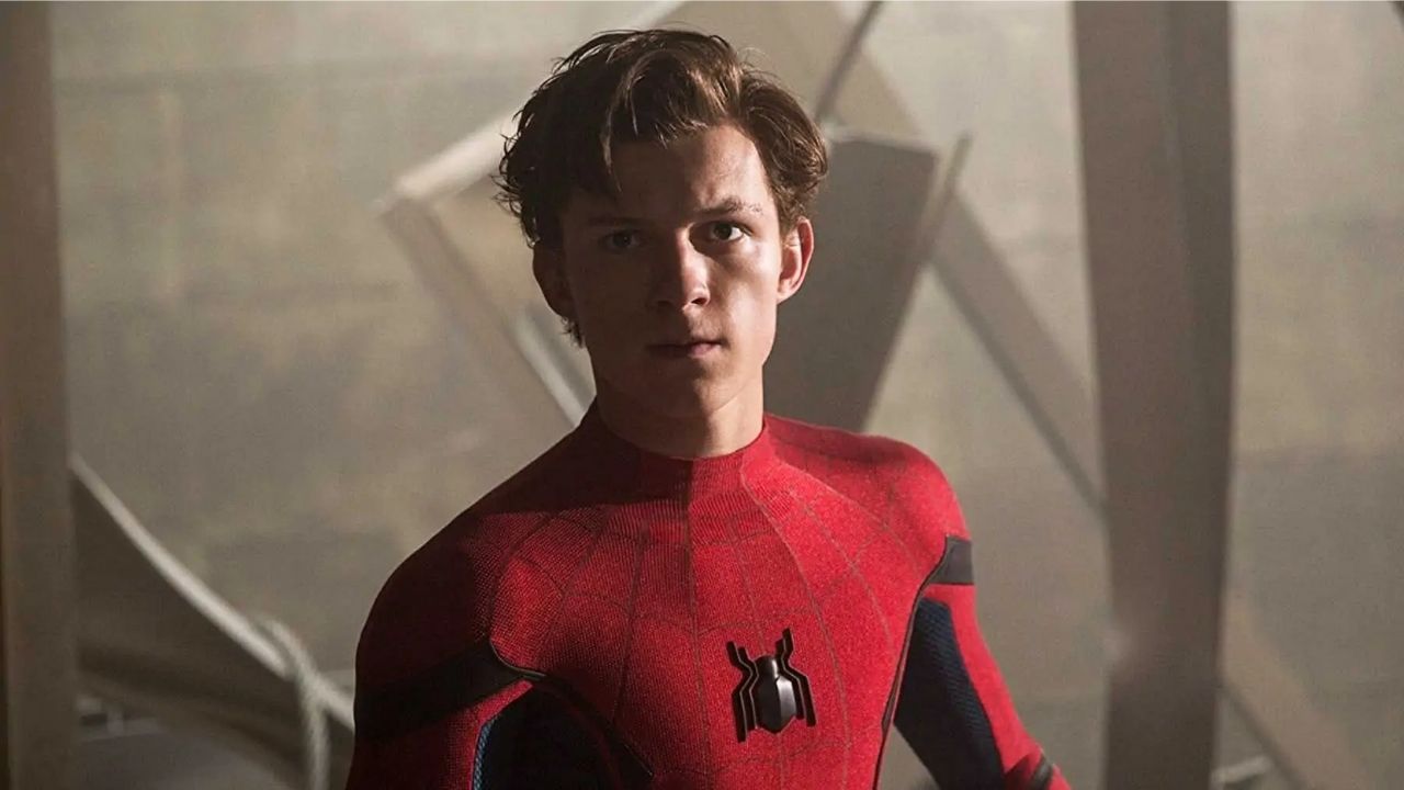 Tom Holland é flagrado como Peter Parker em nova imagem de “Homem-Aranha 3”