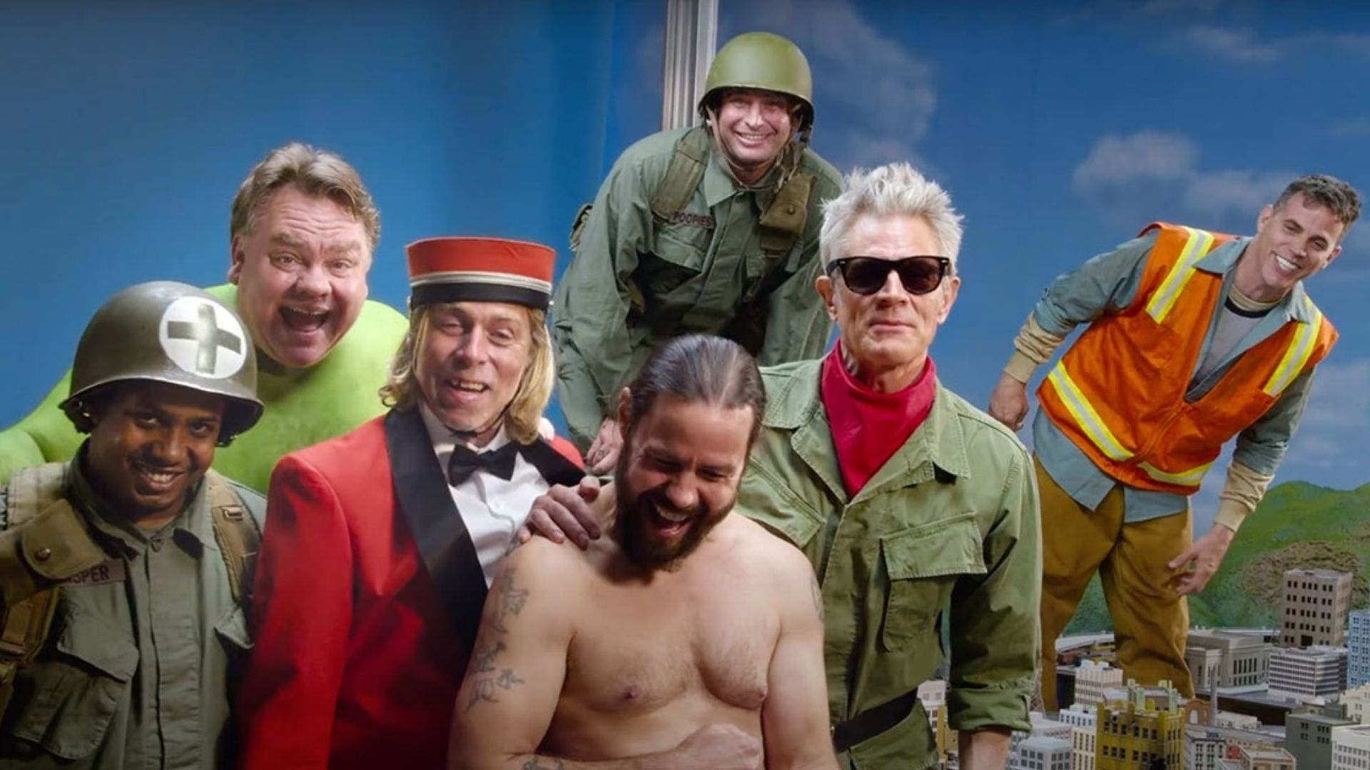 “Jackass Para Sempre” mostra sua força e bate “Moonfall” na bilheteria americana