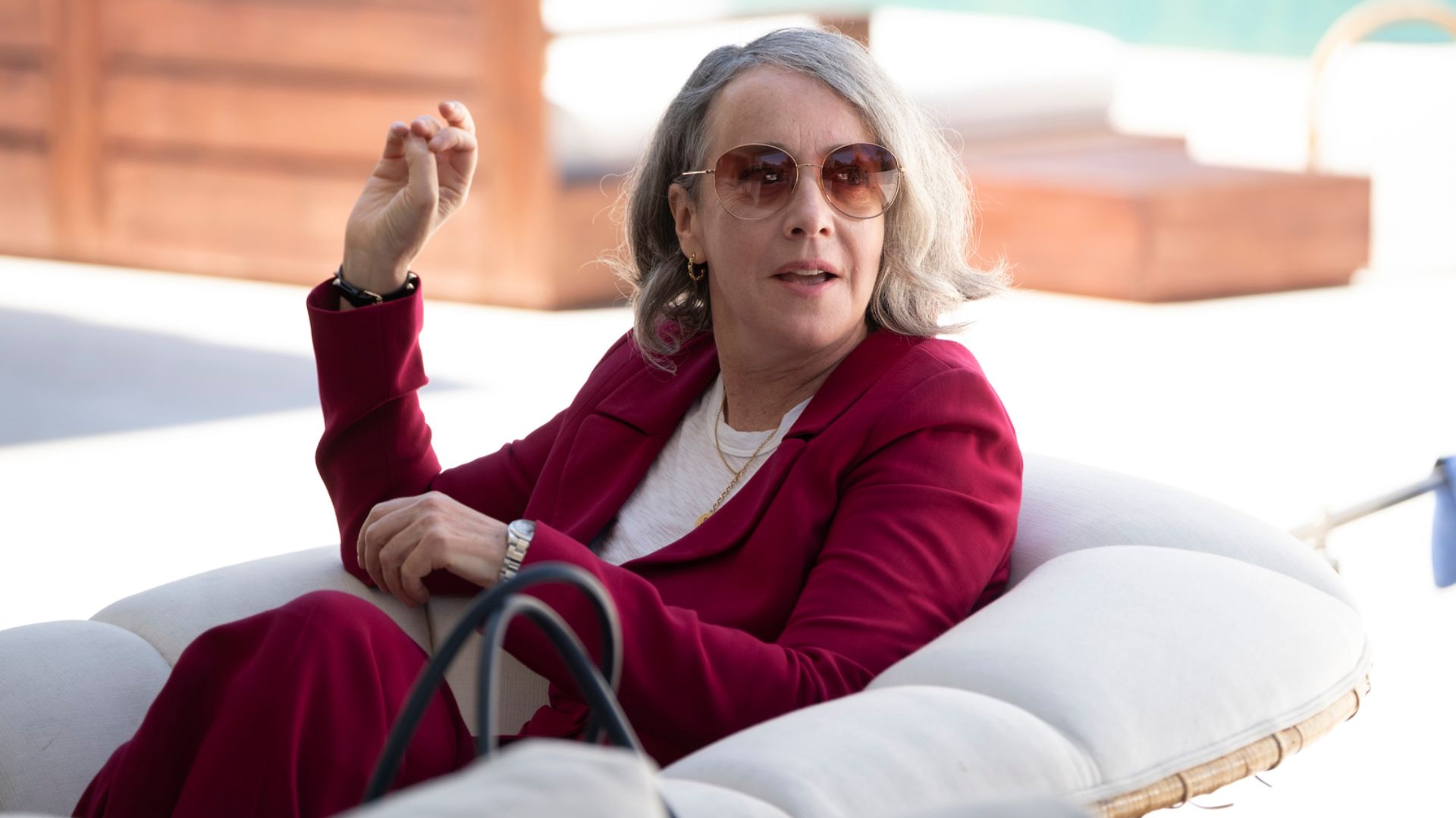 Atriz de “The Idol” detona críticas de feministas: “Vão se f*der”