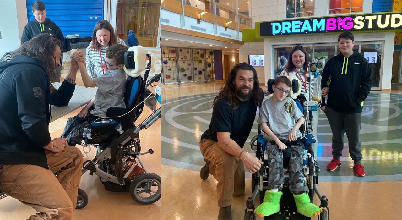 Jason Momoa, de Aquaman, perde tridente em aposta durante visita em hospital infantil
