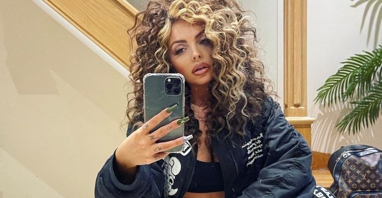 Ex-Little Mix Jesy Nelson publica foto em estúdio e leva fãs a crer que está preparando sua estreia solo
