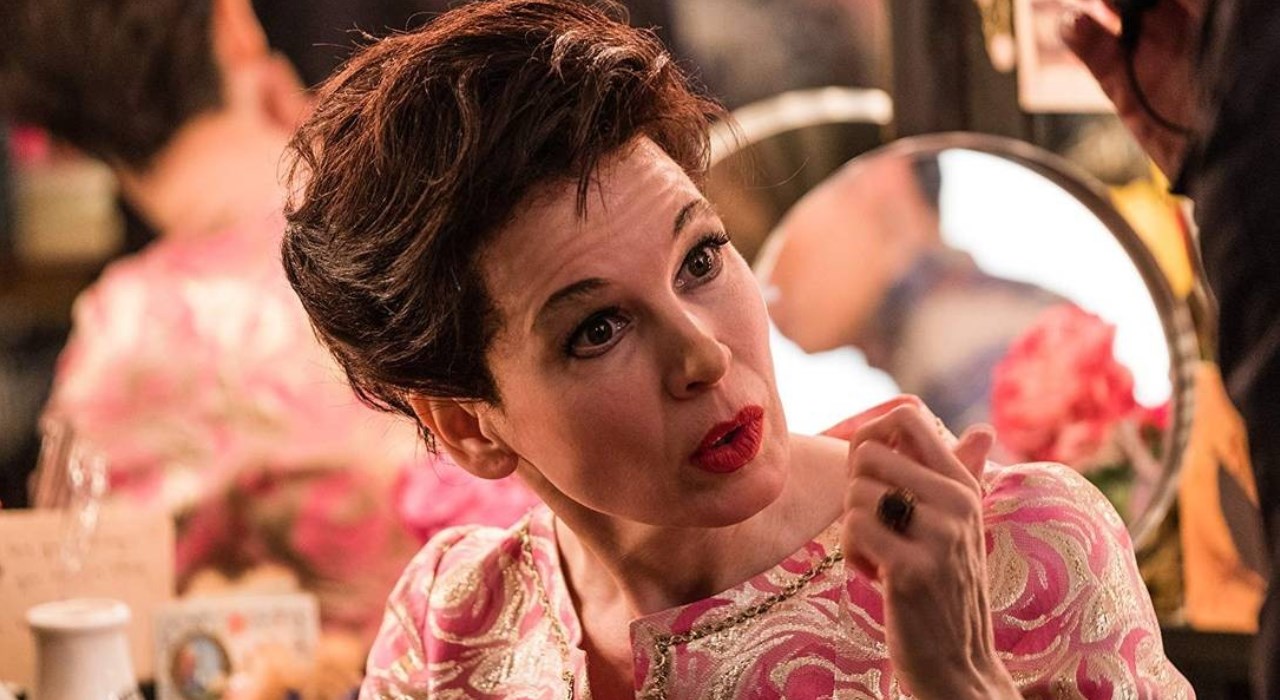 Depois da “crise”, Renée Zellweger está de volta ao topo com Judy; saiba tudo sobre o filme indicado ao Oscar