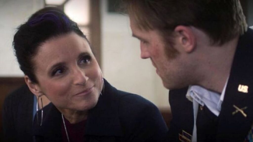 Julia Louis-Dreyfus fala sobre próximos projetos na Marvel: “Estou empolgada”