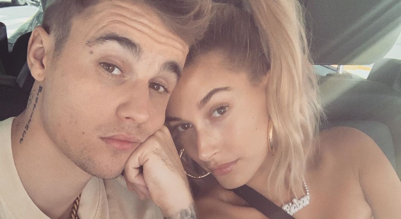 Antes do casamento, Justin Bieber compartilha foto antiga ao lado de Hailey Baldwin