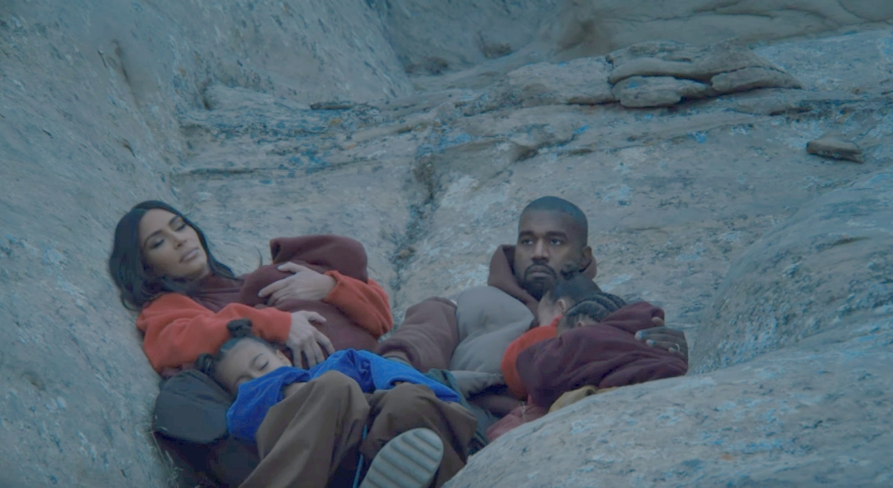 Kanye West lança clipe de Closed on Sunday ao lado de Kim Kardashian e filhos
