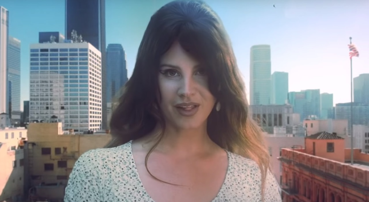 Lana Del Rey lidera parada de rock com a música Doin’ Time