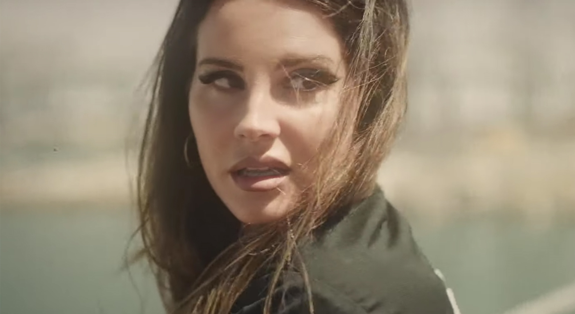 Lana Del Rey diz que amou Thank U, Next, da Ariana Grande