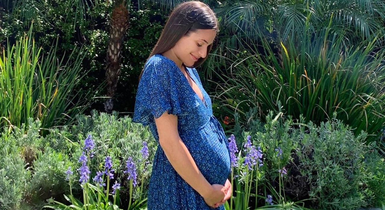 Lea Michele, ex-Glee, compartilha primeira foto do filho: “Para sempre grata”
