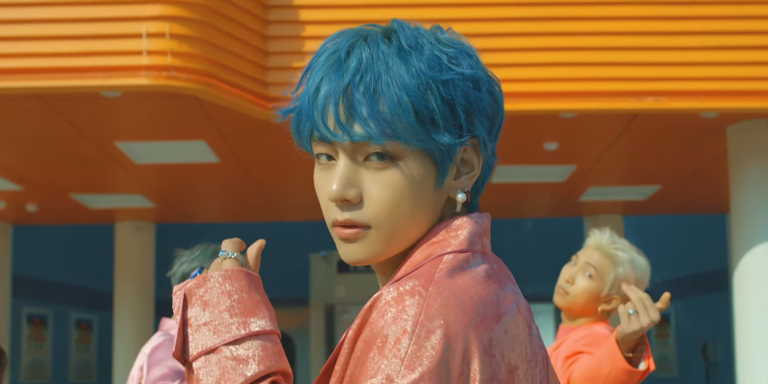 BTS provoca fãs com mais um teaser de ‘Boy With Luv’, parceria com Halsey