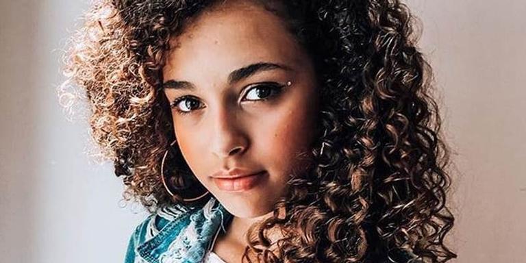 Morre aos 16 anos a atriz Mya-Lecia Naylor