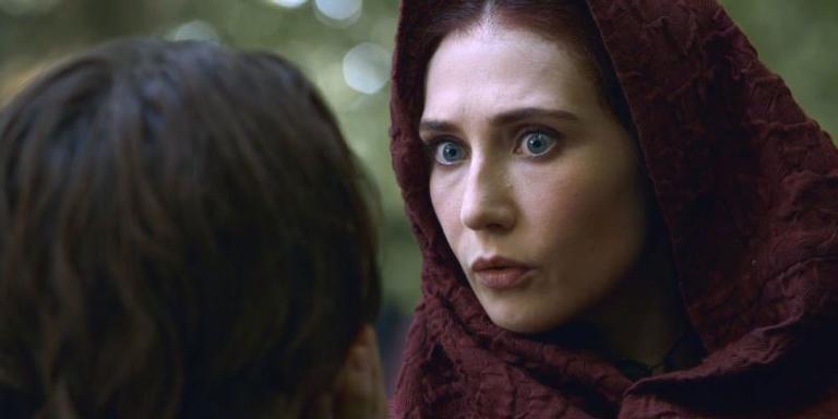 ‘Game of Thrones’: Melisandre fez profecia sobre Arya na terceira temporada