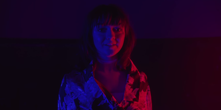 Maisie Williams, de ‘Game of Thrones’, participa de música de Alice Phoebe Lou