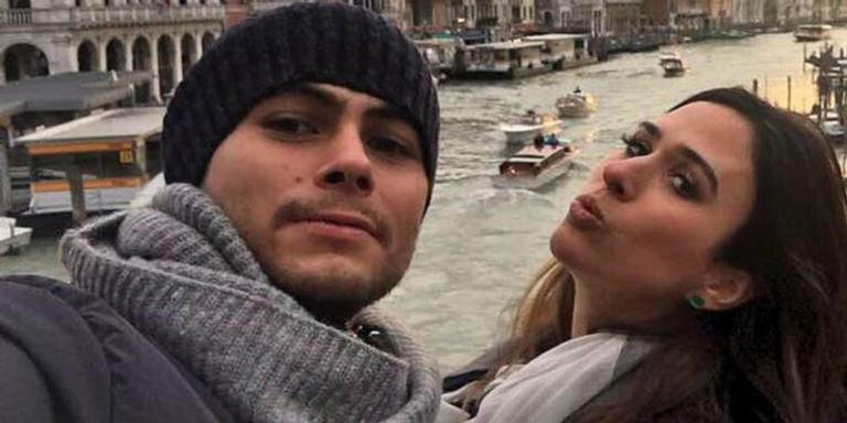 Tatá Werneck é flagrada por Rafael Vitti lendo sobre sexo na gestação