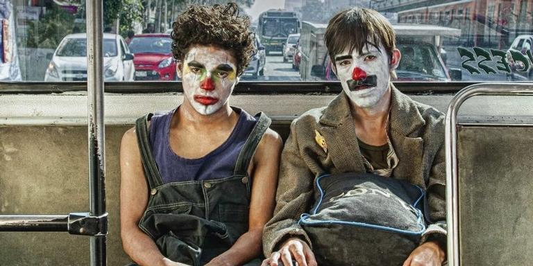 Gael García Bernal divulga pôster de ‘Chicuarotes’, seu novo filme