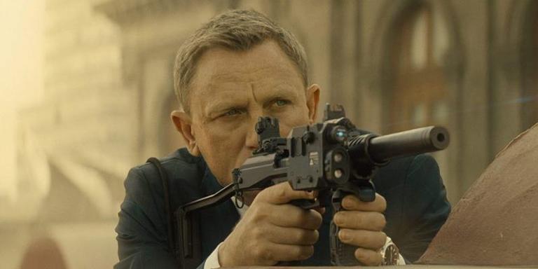 Explosão nas filmagens de novo filme de James Bond fere membro da equipe e danifica set