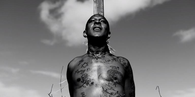 Celebrando a resistência LGBTQ+, Madonna lança clipe de ‘Dark Ballet’; assista