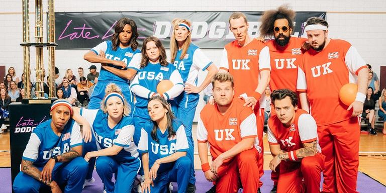 Michelle Obama detona James Corden em jogo de queimada