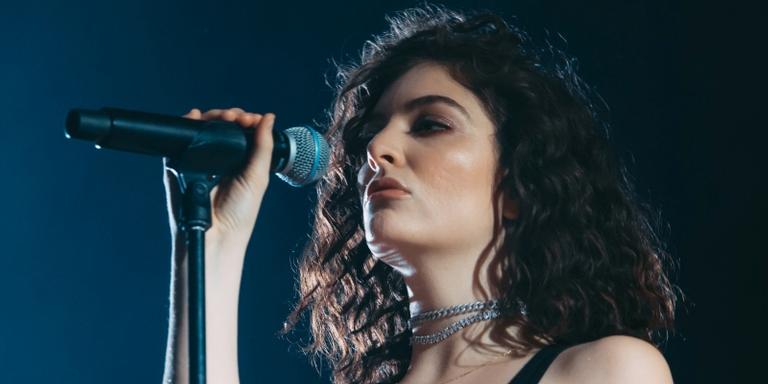 Lorde revela que está trabalhando em seu terceiro álbum de estúdio