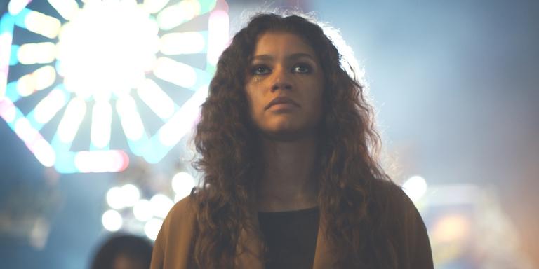 Zendaya revela que primeiro episódio de ‘Euphoria’ é o mais leve: ‘A série não tem medo de mostrar nada’