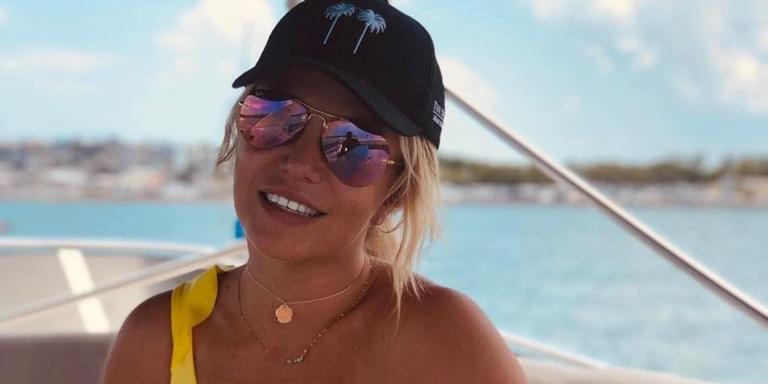 Britney Spears elogia obra do artista brasileiro Romero Britto