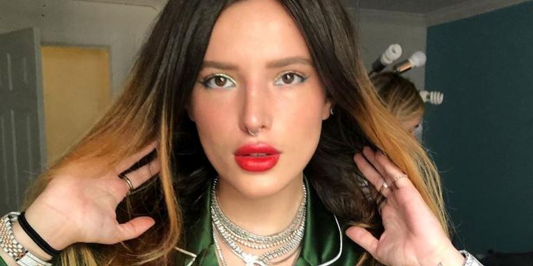 Bella Thorne desabafa sobre abuso sexual que sofreu quando era da Disney: ‘Estava sendo molestada enquanto os paparazzi me seguiam’