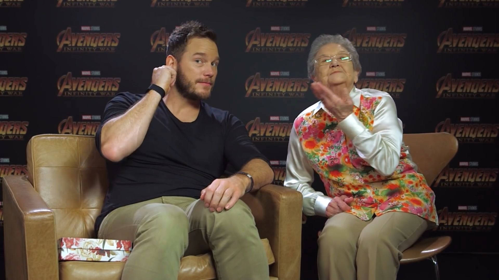 Lembra quando Chris Pratt e Palmirinha dividiram brigadeiros no Brasil?
