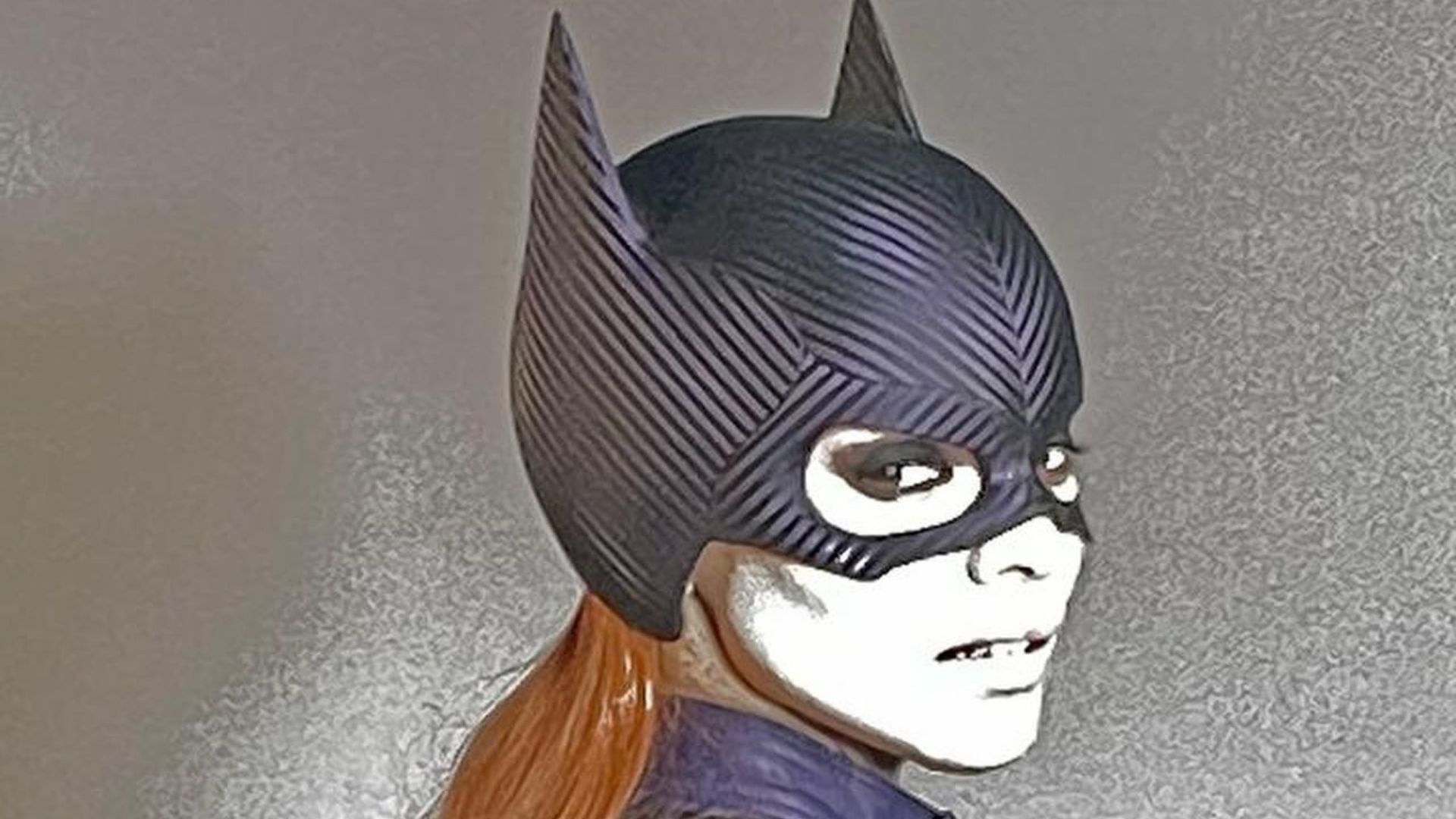 Leslie Grace continuará no papel de Batgirl, diz site