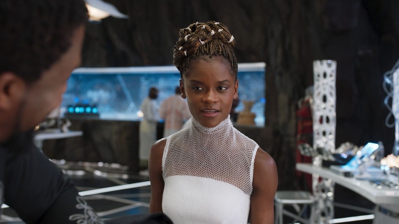 Letitia Wright prefere deixar o MCU a se vacinar contra a covid-19, afirma site