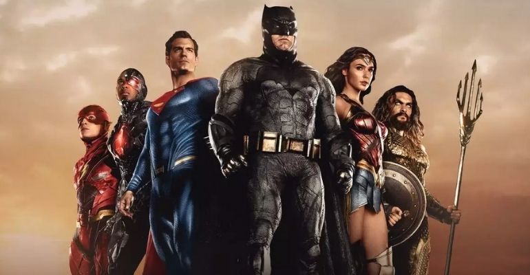 Zack Snyder encoraja fãs a assistirem à sua versão de “Liga da Justiça” para ajudar campanha