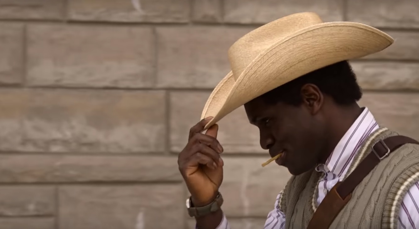 Little America: Apple divulga trailer de série de comédia sobre imigrantes nos Estados Unidos