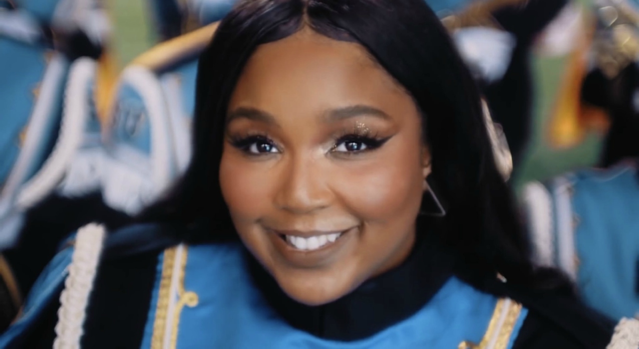 Lizzo irá se apresentar na cerimônia do BRIT Awards 2020