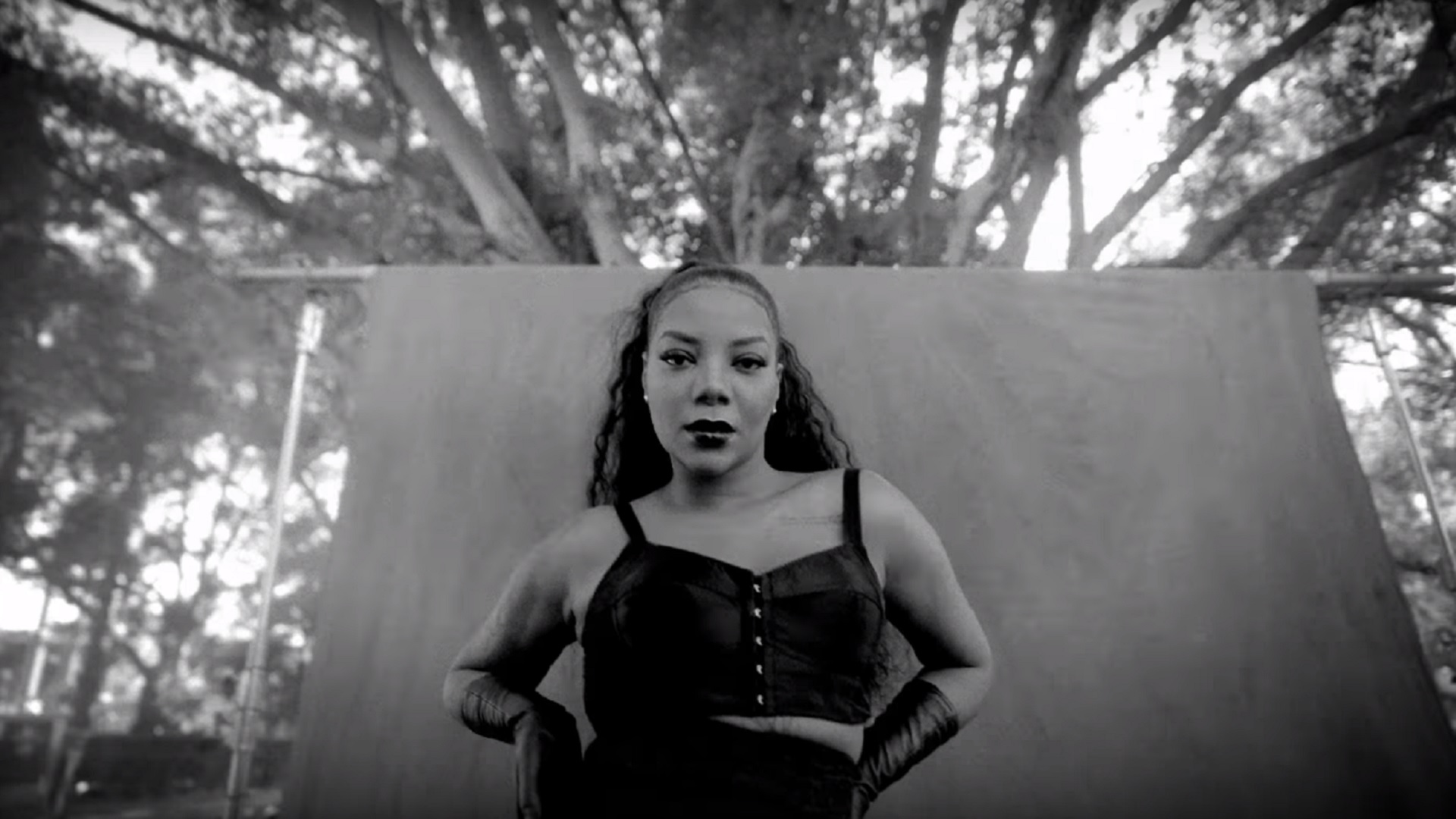 Ludmilla lança novo álbum, clipe de Flash e funk com Skrillex e Ty Dolla $ign