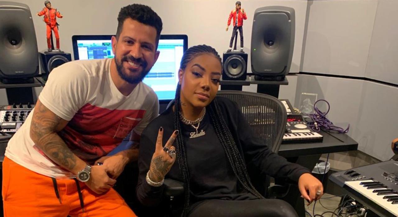 Vem hit! Ludmilla passa a noite em estúdio com Dennis DJ