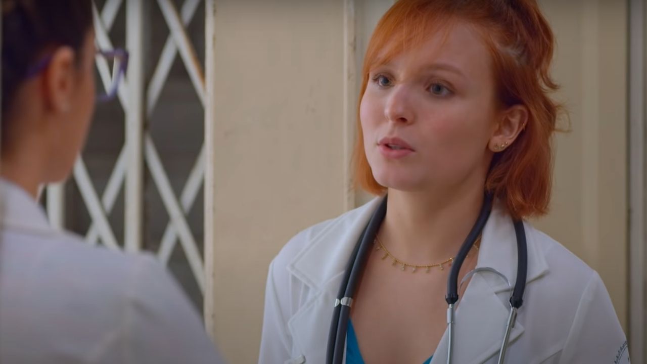Larissa Manoela escuta pensamentos das pessoas em nova comédia romântica da Netflix