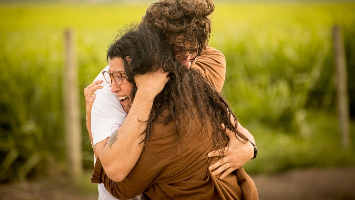 Reencontro de Lurdes e Danilo em “Amor de Mãe” emociona internautas