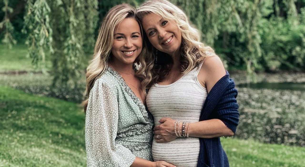 Aos 51 anos, mulher aceita gestar a própria neta para a filha infértil