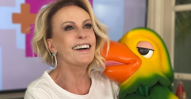 Ana Maria Braga lamenta a morte de Tom Veiga, intérprete do Louro José, aos 47 anos