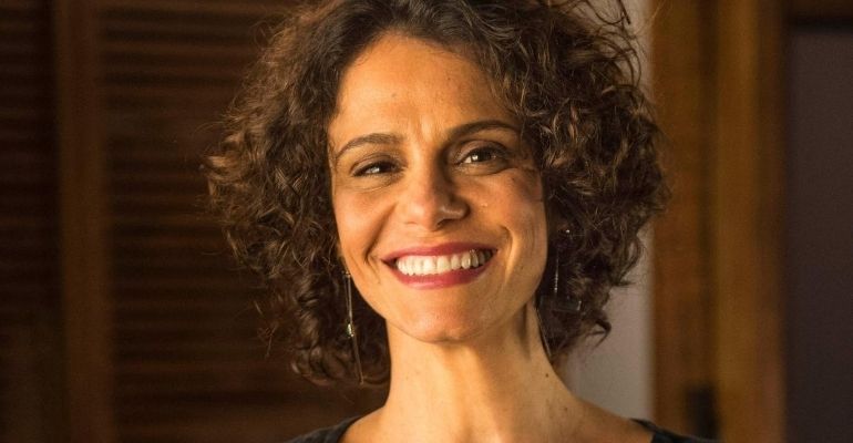 Malhação – Viva a Diferença: Marta fica chocada ao descobrir segredo de Clara e oferece ajuda