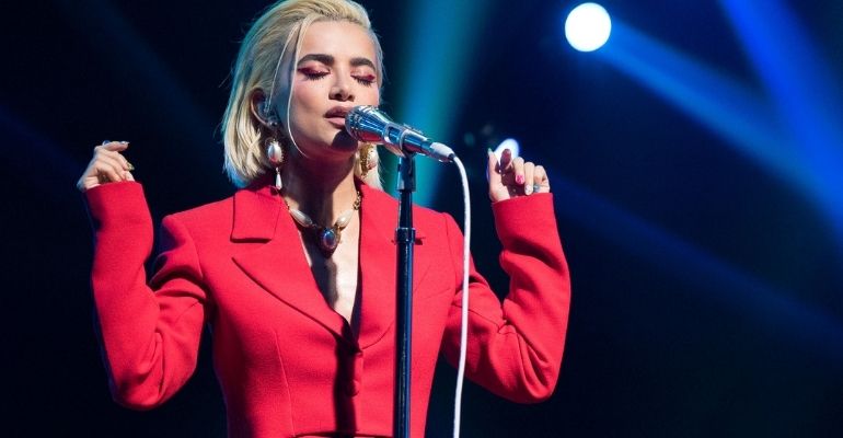 MTV MIAW 2020: Manu Gavassi apresenta versão inédita de novo single; confira