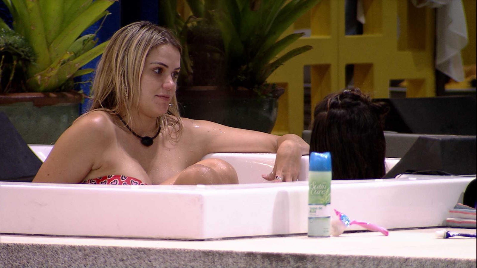 BBB20: Marcela declara lealdade a Gizelly: “Eu escolho você”