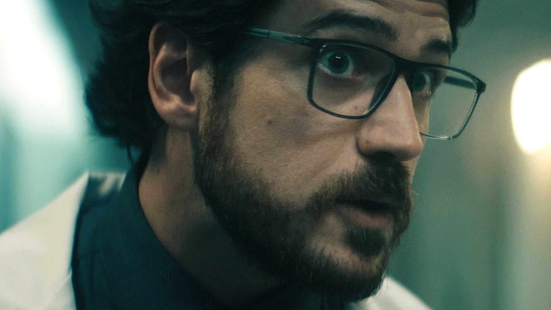 Marco Pigossi se junta ao elenco de “Maníaco do Parque”, com Silvero Pereira