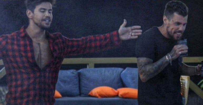 “A Fazenda 12”: Peões são punidos após Mariano e Lipe Ribeiro prepararem bebida com álcool em gel