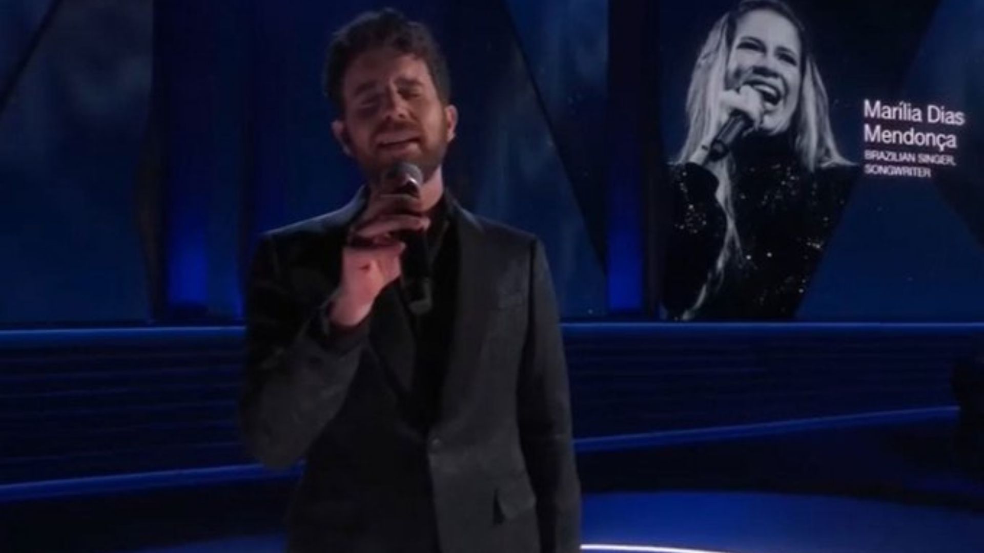 Marília Mendonça é homenageada no In Memorian do Grammy 2022