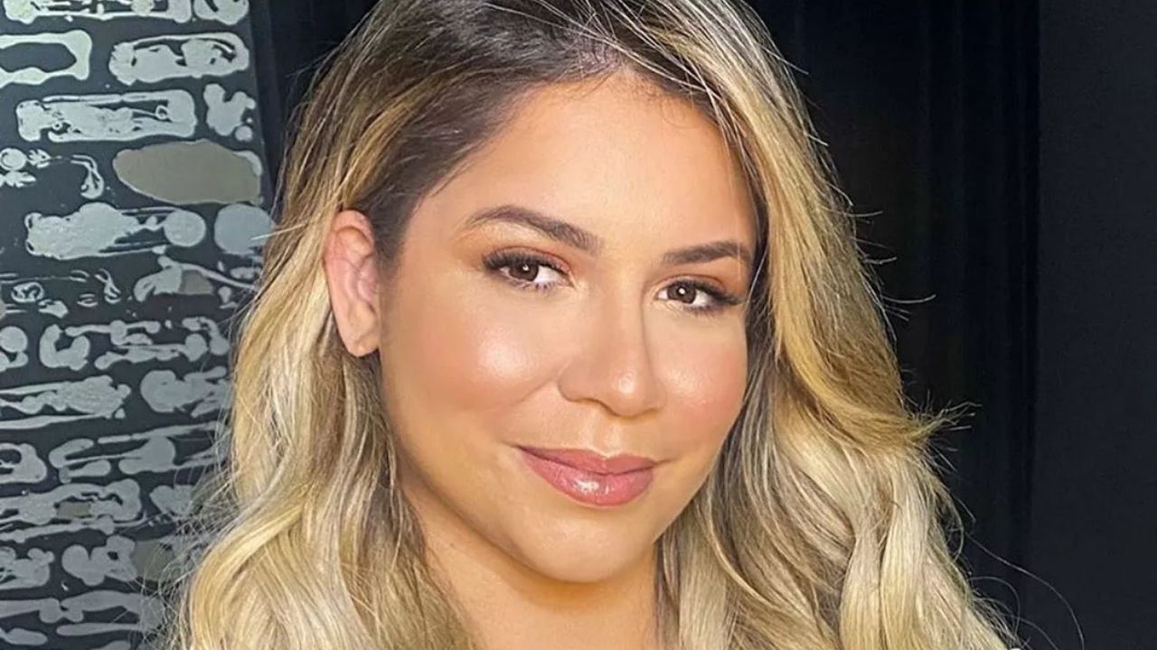 Cantora Marília Mendonça morre em queda de avião em Minas Gerais