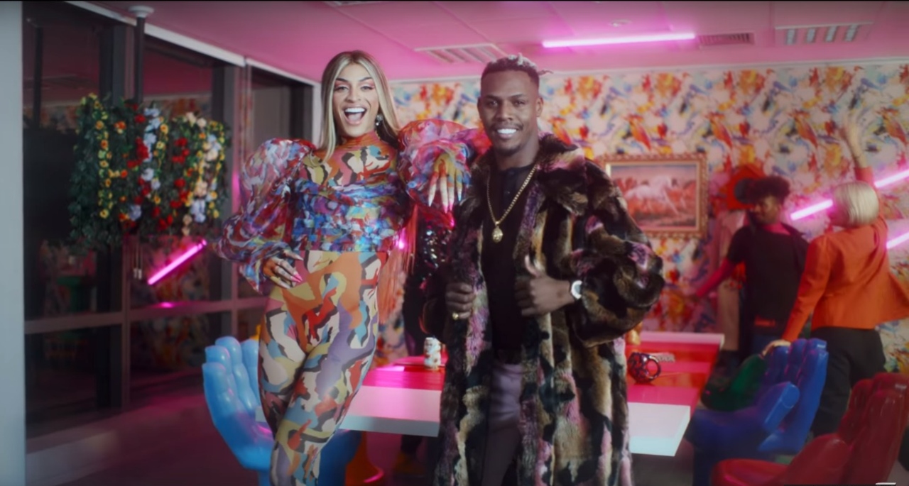 Pabllo Vittar e Mc Kekel lançam clipe do hit Sente a Conexão; confira